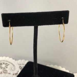 Vintage Accessories - 14 Karat all Yellow Gold 0.9 Inch Hoop Earrings Vintage Accessories - 14 Karat all Yellow Gold 0.9 Inch Hoop Earrings